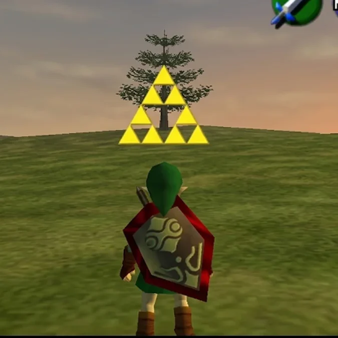 Visão em terceira pessoa do personagem Link de costas olhando para uma vasta planície aberta com tons de verde e marrom. No horizonte, um sol quadrado amanhece, e uma mira amarela triangular está travada no tronco de uma árvore isolada à direita.